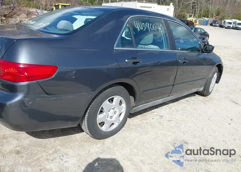 2005 Honda Accord 2.4 Lx from USA, damaged, VIN 1HGCM56435A160773